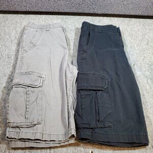 2 pairs Boy's Size 18 Cargo Shorts Gray Black Urban Pipeline Messenger Length